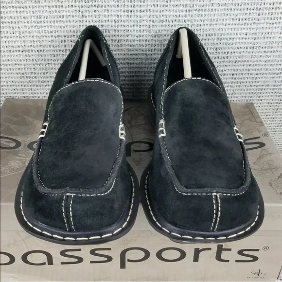 Passports Suede Women’s Black Leather Loafer Shoe NEW in Box Various sizes CUTE - Picture 9 of 9